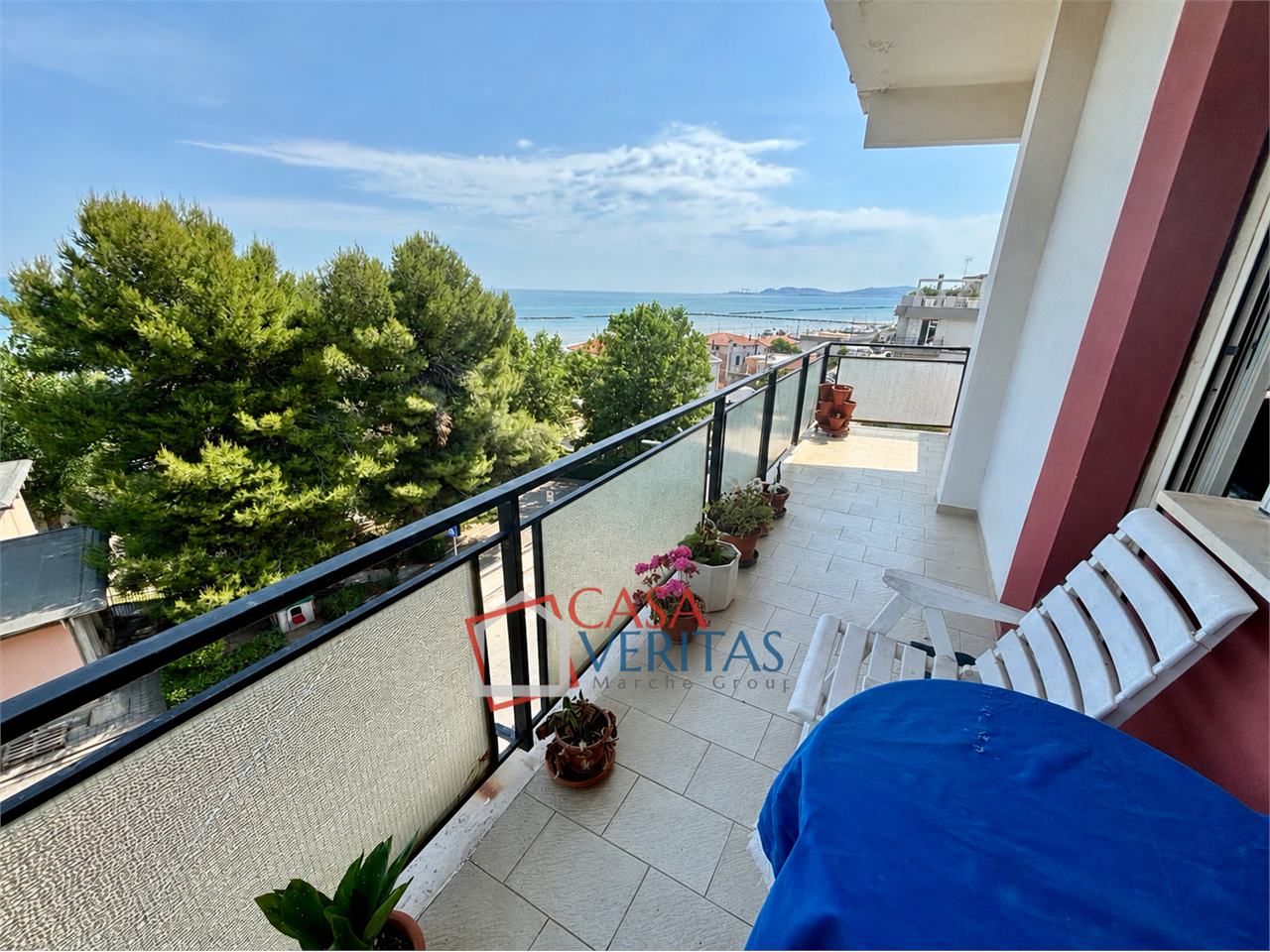 Ampio appartamento con  Vista Mare a Palombina Vecchia