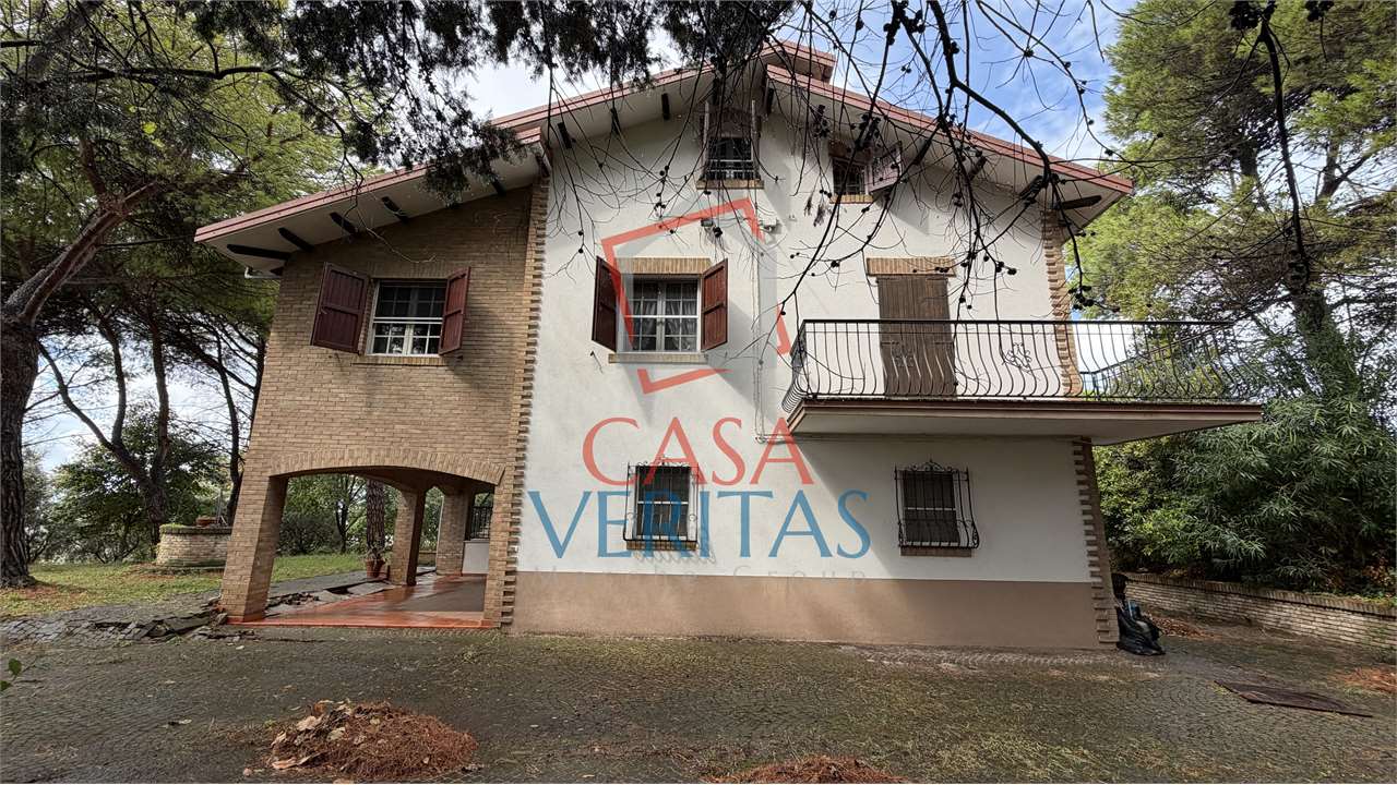 Villa Bifamiliare – Castello di Barcaglione – Falconara